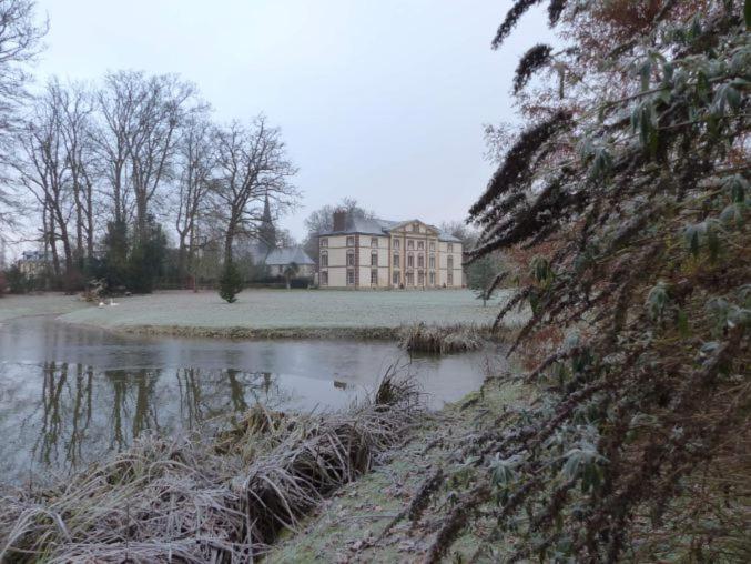 Chambre E Andre Le Domaine Des Jardins De Bracquetuit Exterior foto